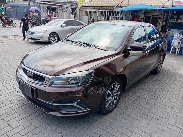 Geely Emgrand X7 2021 Brown
