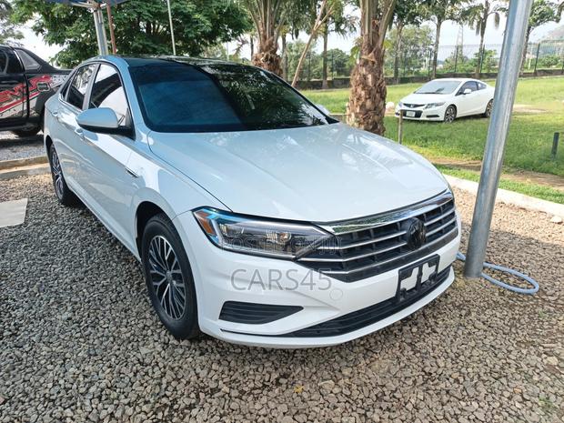 Volkswagen Jetta 2019 White