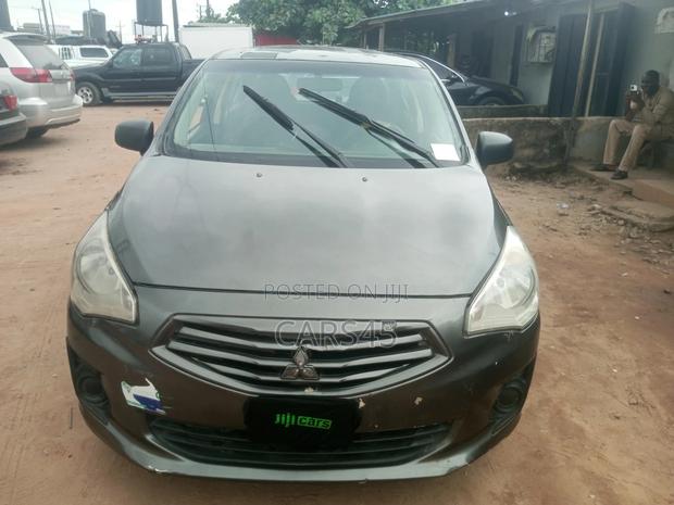 Mitsubishi Attrage 2013 Beige
