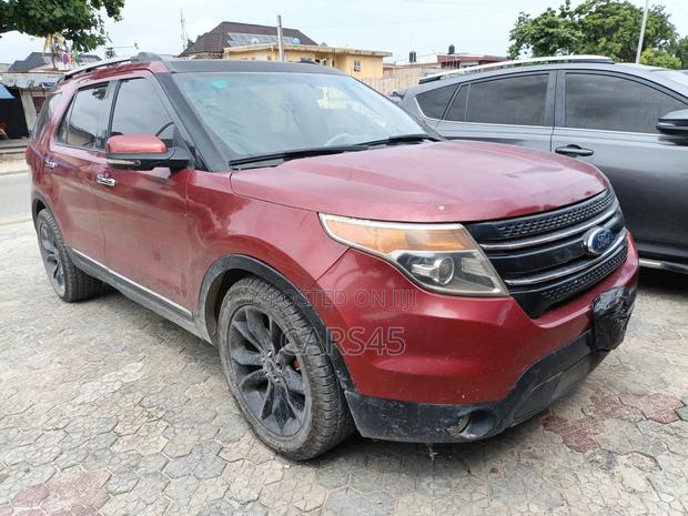 Ford Explorer 2012 Red