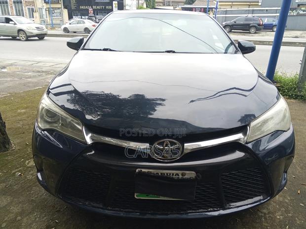 Toyota Camry LE 4dr Sedan (2.5L 4cyl 6A) 2015 Blue