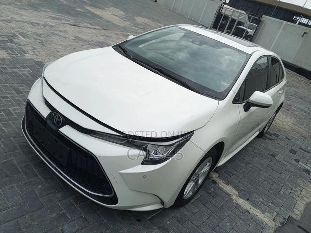 Toyota Corolla 2020 White