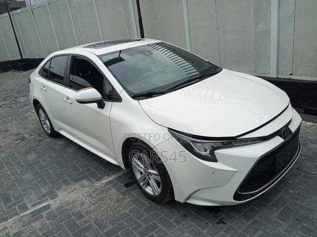 Toyota Corolla 2020 White