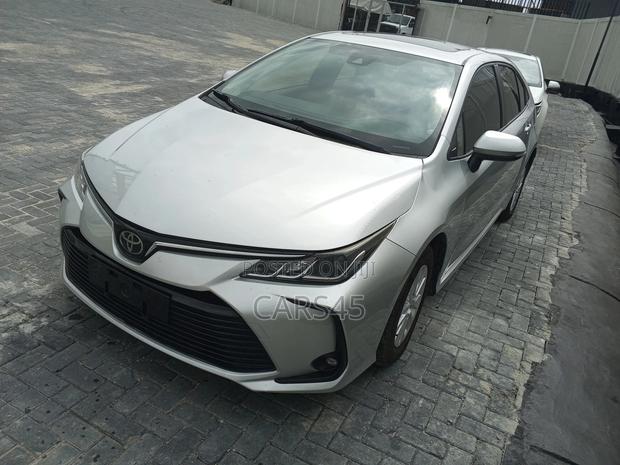Toyota Corolla 2020 Silver