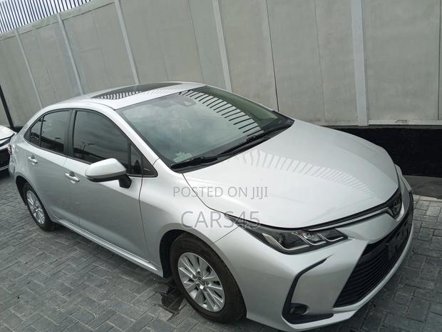 Toyota Corolla 2020 Silver