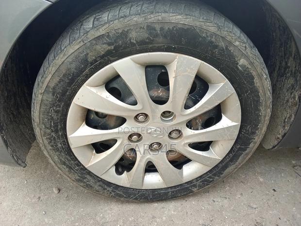 Hyundai Elantra 2013 Gray