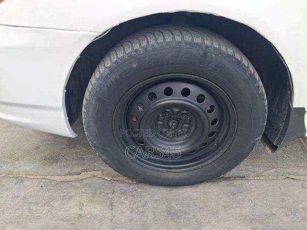 Toyota Corolla 2003 White