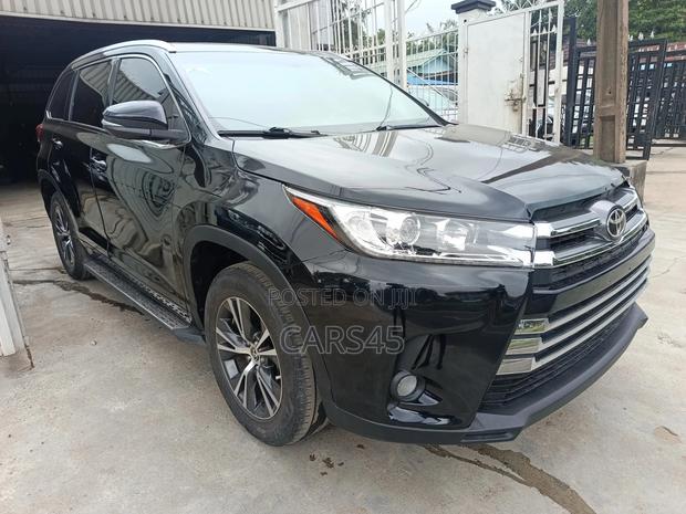 Toyota Highlander 2016 Black