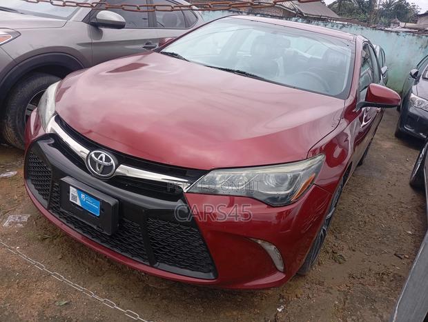 Toyota Camry 2015 Red