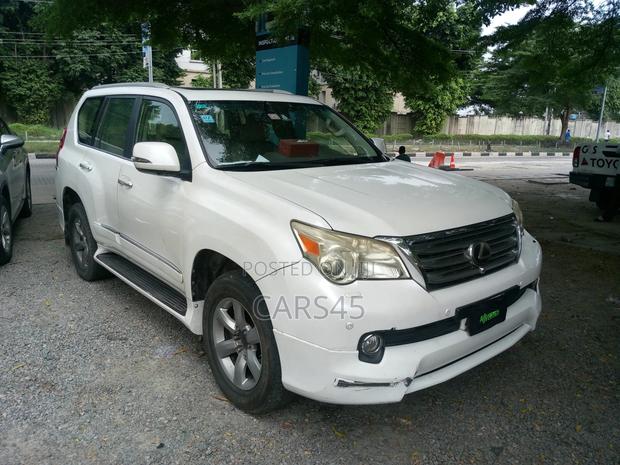 Lexus GX 2012 White
