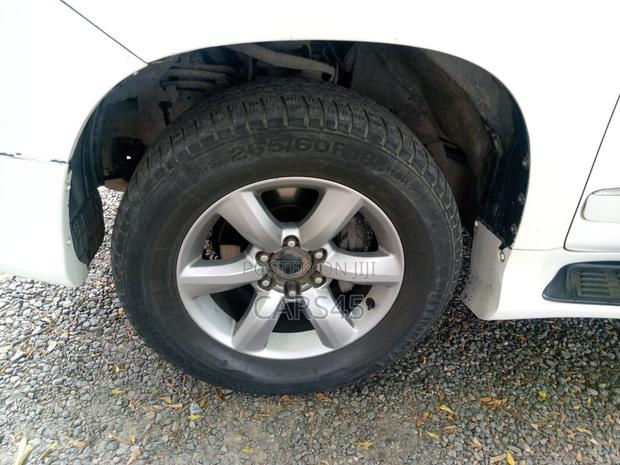 Lexus GX 2012 White