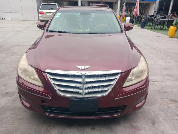 Hyundai Genesis 2009 Red