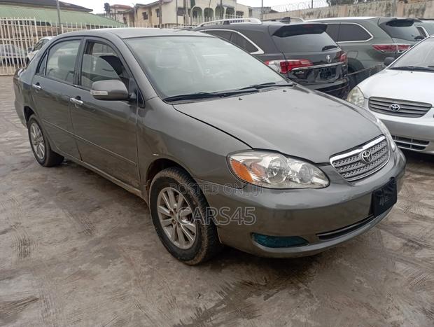Toyota Corolla 2003 Gray
