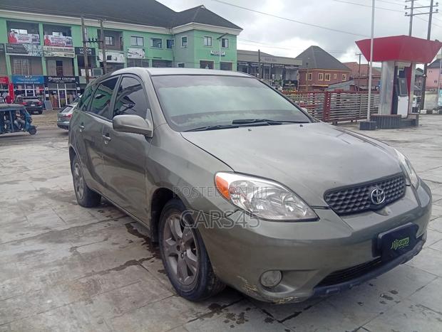 Toyota Matrix 2006 Gray