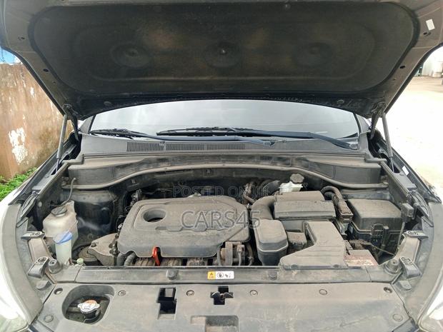 Hyundai Santa Fe 2018 Black