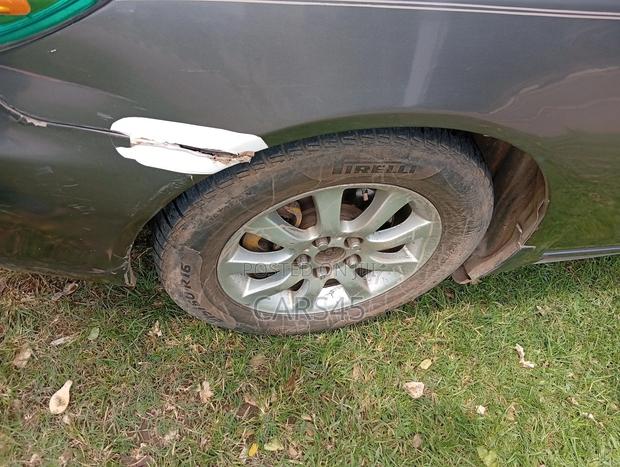 Toyota Camry 2002 Gray