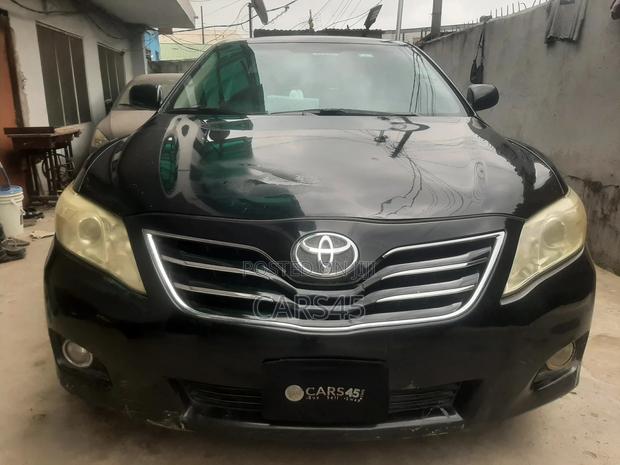 Toyota Camry 2011 Black