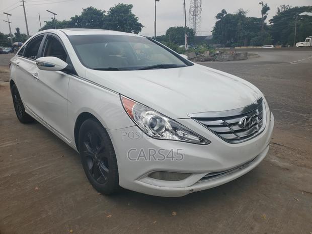 Hyundai Sonata Limited Sedan FWD (2.4L 4cyl 6A) 2013 White