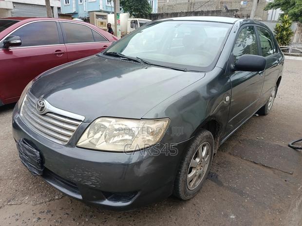 Toyota Corolla 2007 Gray