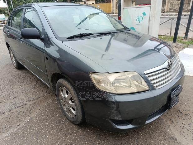 Toyota Corolla 2007 Gray