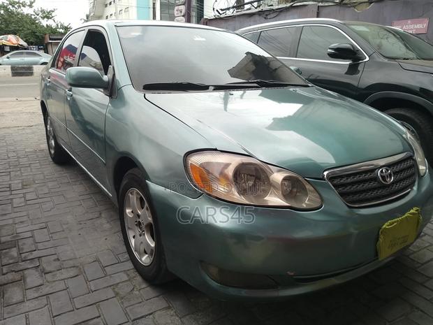 Toyota Corolla 2005 Green