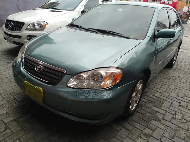 Toyota Corolla 2005 Green