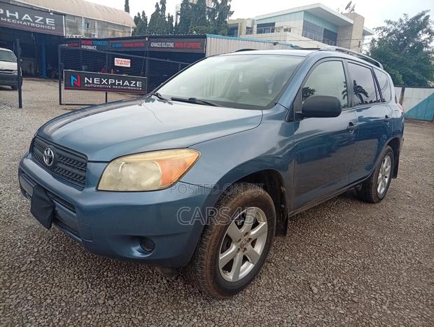 Toyota RAV4 2008 Blue