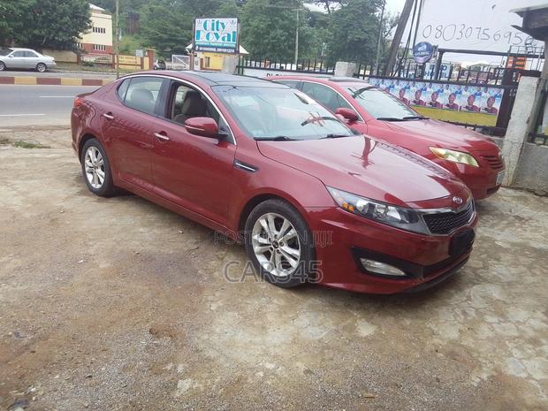 Kia Optima 2011 Red