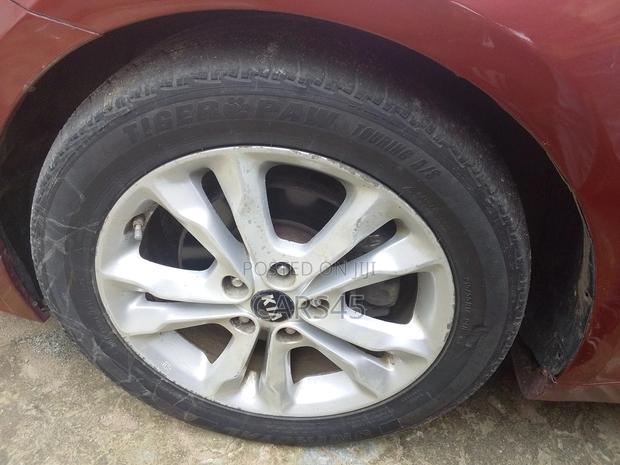 Kia Optima 2011 Red