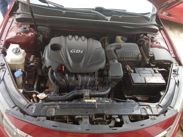 Kia Optima 2011 Red