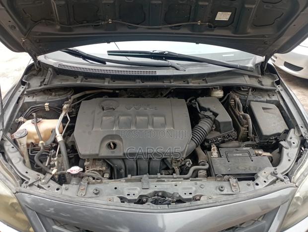 Toyota Corolla 2012 Gray