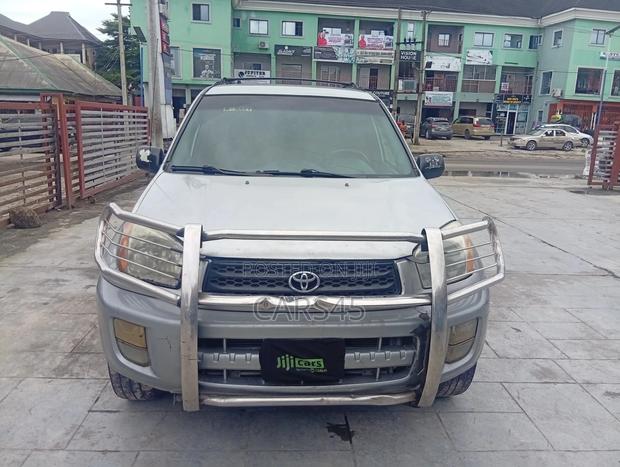 Toyota RAV4 2002 Silver