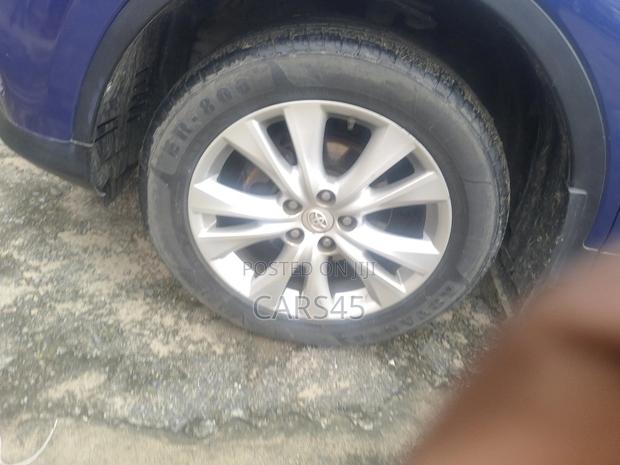 Toyota RAV4 2015 Blue