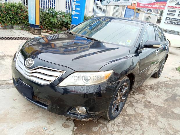 Toyota Camry 2011 Black