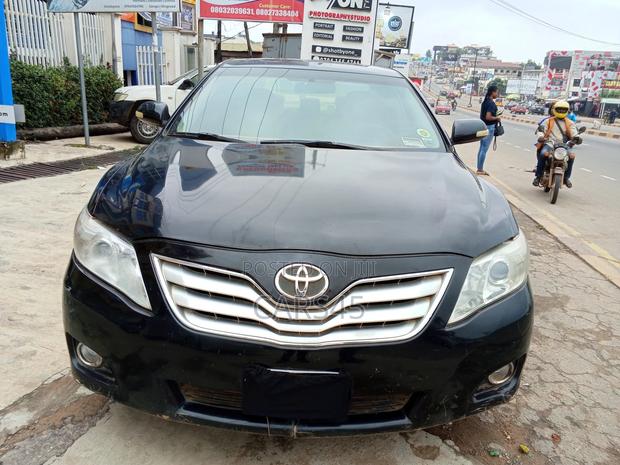 Toyota Camry 2011 Black