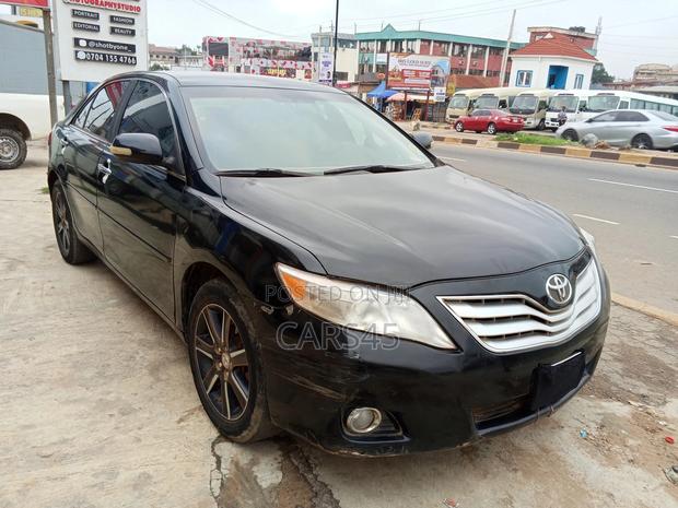 Toyota Camry 2011 Black