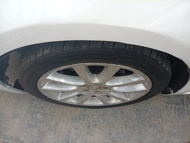 Toyota Avalon 2015 White