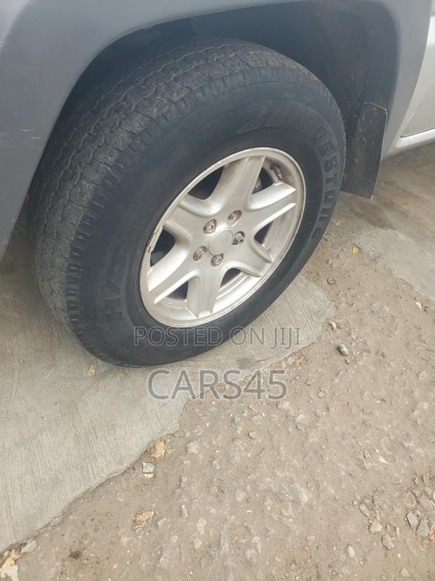 Jeep Liberty 3.7 2003 Silver