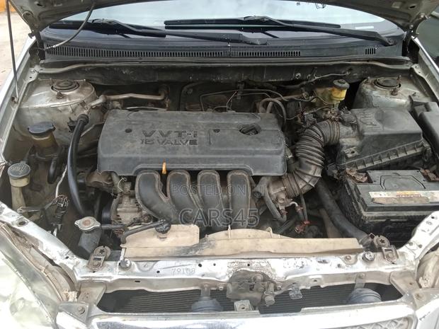 Toyota Corolla 2006 Silver