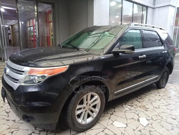 Ford Explorer 2012 Black