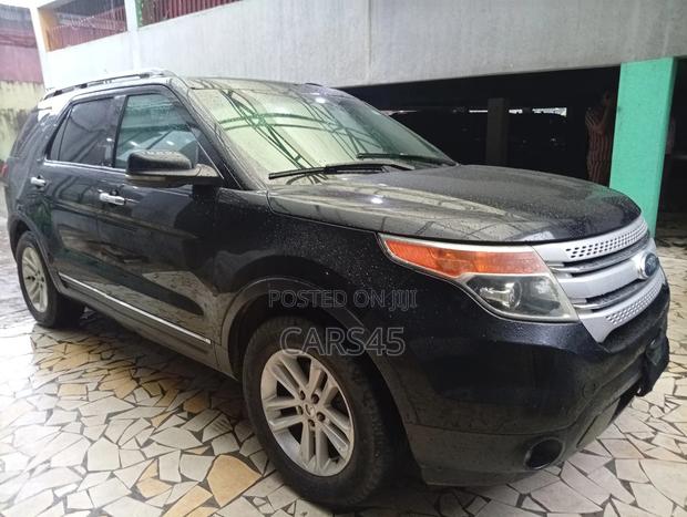 Ford Explorer 2012 Black