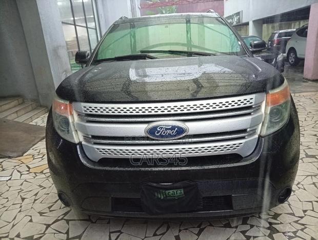Ford Explorer 2012 Black