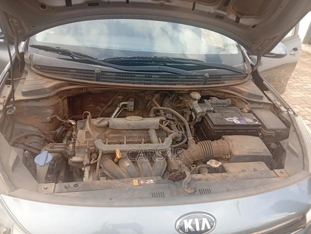 Kia Rio 2020 Blue
