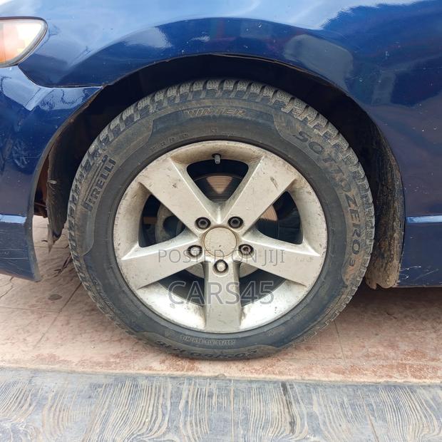 Honda Civic 2006 Blue