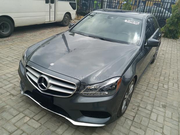 Mercedes-Benz E350 2016 Blue