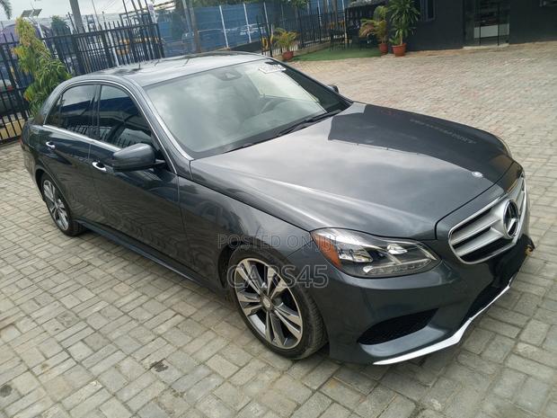 Mercedes-Benz E350 2016 Blue