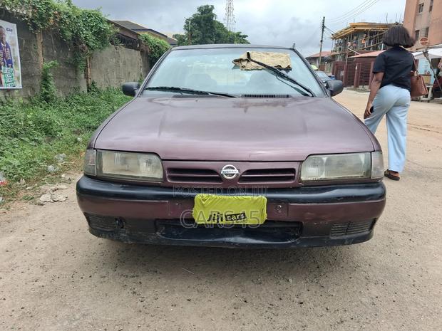 Nissan Primera 1998 Brown