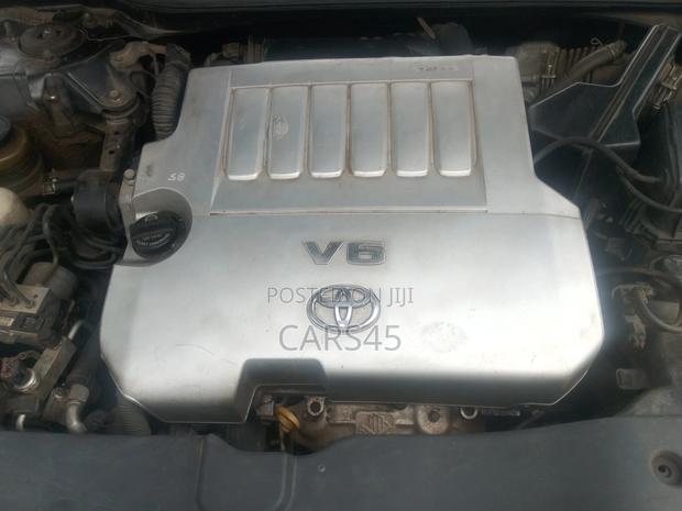 Toyota Camry 2011 Gray