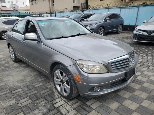 Mercedes-Benz C300 2008 Gray