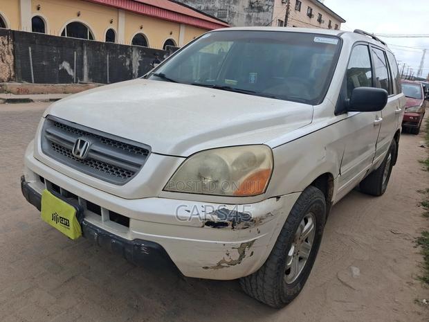 Honda Pilot 2003 White